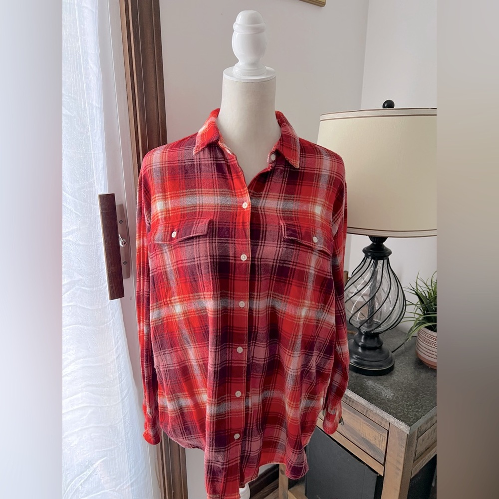 Old Navy boyfriend button down flannel